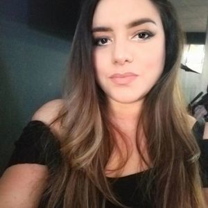 Meet your Posher, Mayra